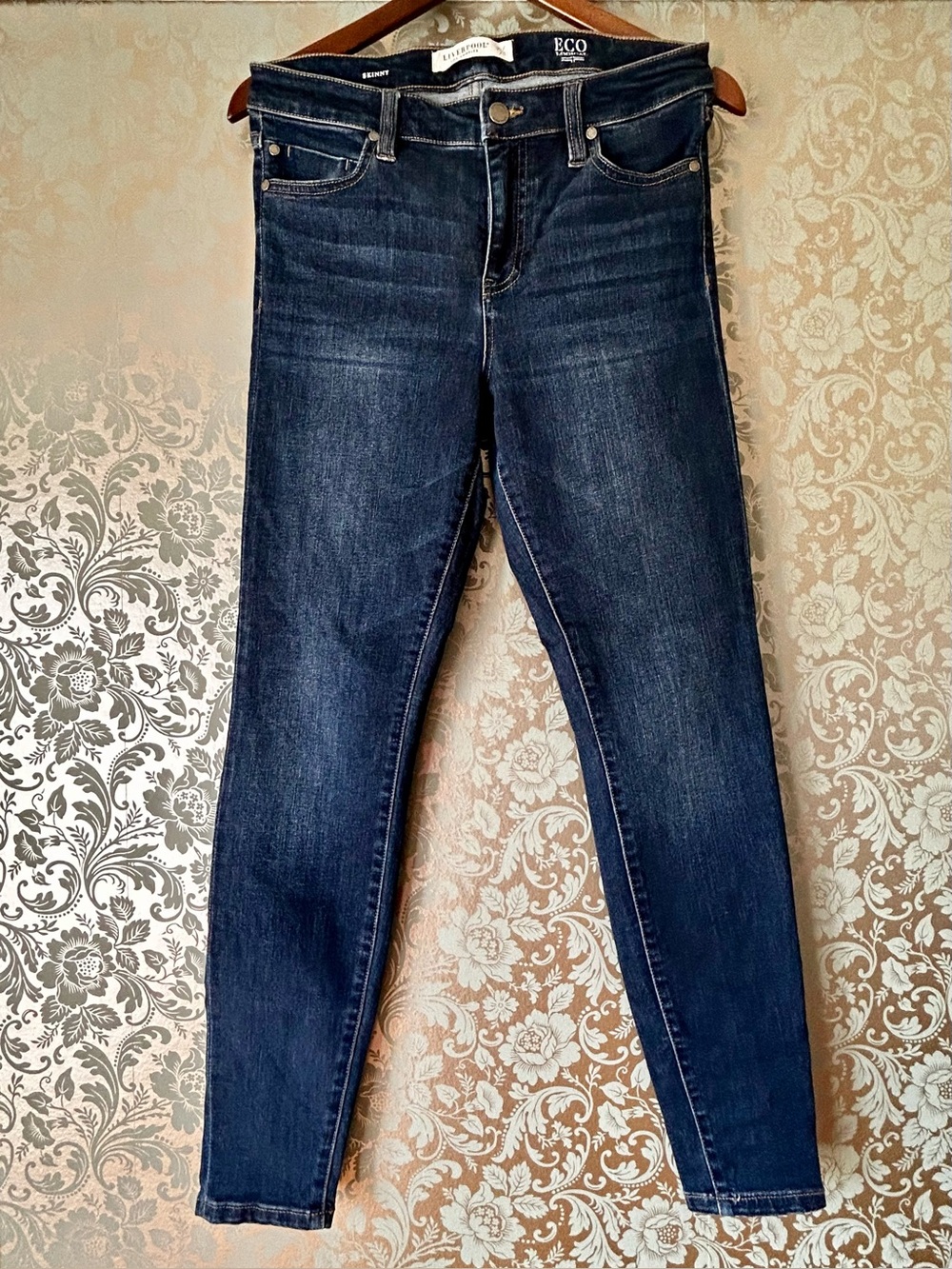 Liverpool Los Angeles Deep Blue Wash Skinny Jeans Womens’ Size 29/8